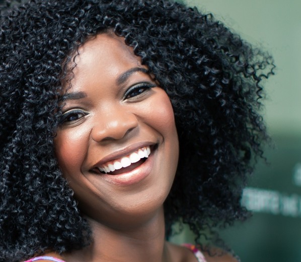 Crest vs. Spotlight Oral Care – Which Whitening Kit Is Worth It?